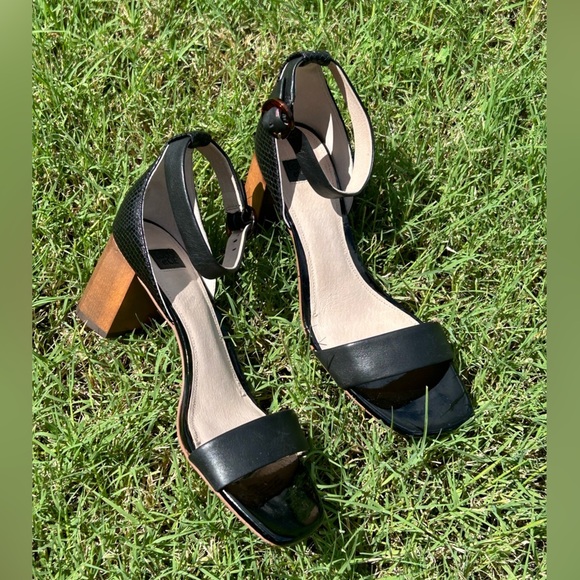 Louise et Cie Gabrie black leather Heeled Elegant sandals w/block heel Sz-9. Q - Picture 6 of 10